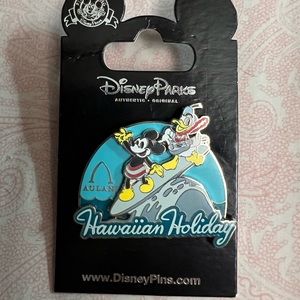 Disney Aulani Resort Hawaiian Holiday Mickey & Donald Surfing Pin